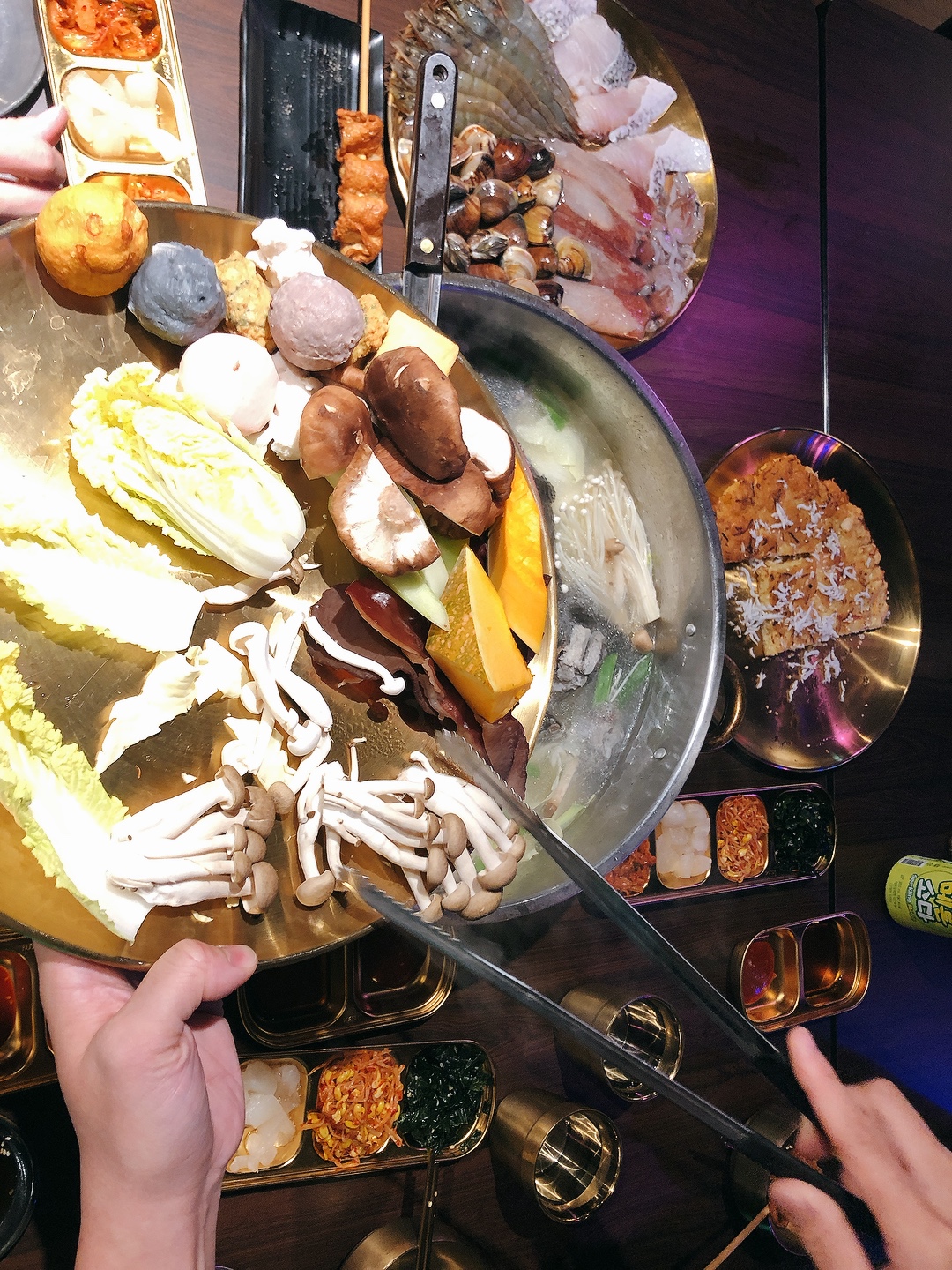 Yilan | The Internet-famous Korean Village in Luodong, "Korean Chicken Village", where you can wear Hanbok and enjoy heartwarming hot pot!
