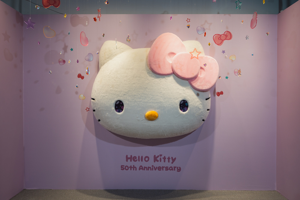 【Taipei】Cuteness Overload! The "HELLO KITTY 50th Anniversary Exhibition" Kicks Off. With Super-Sized KITTY Installations and Exclusive Merchandise, It