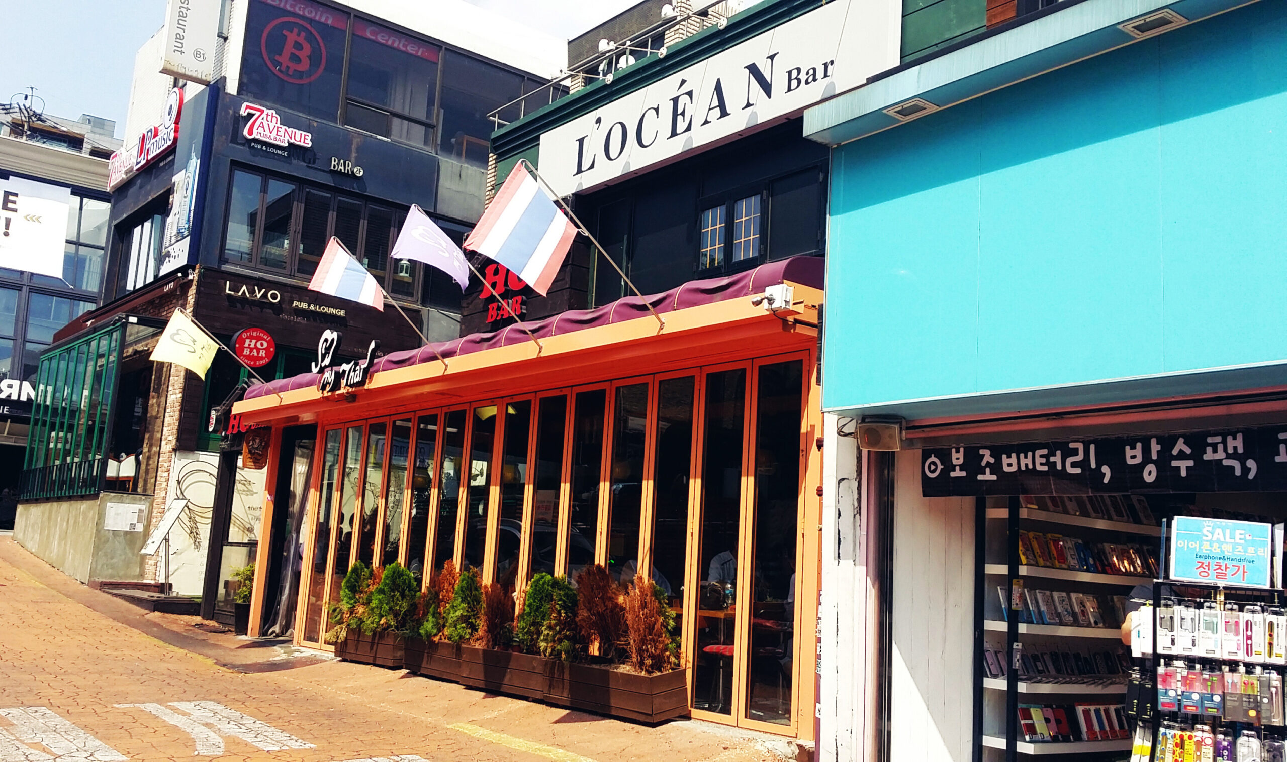 Seoul’s Melting Pot: A Journey Through the Diverse Streets of Itaewon